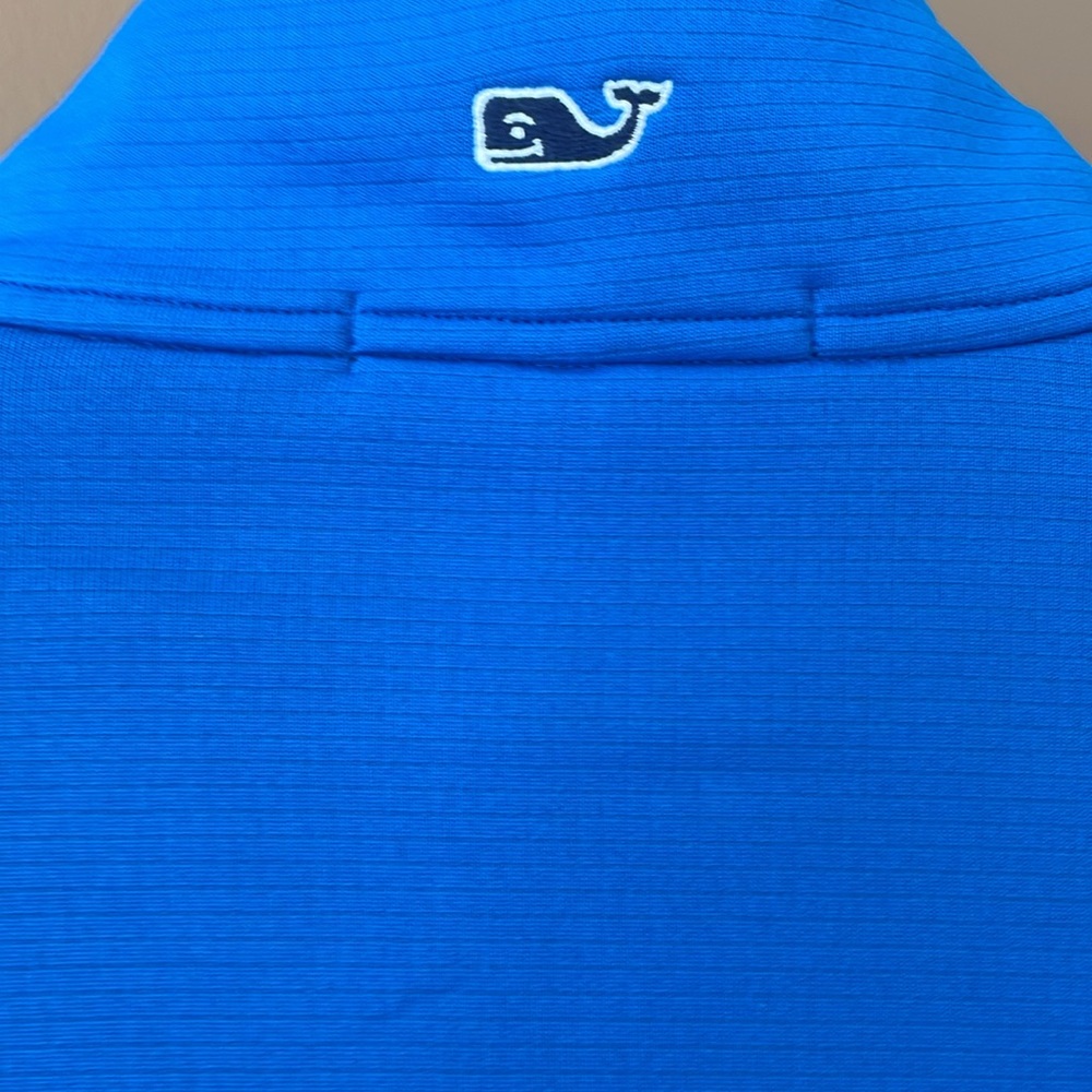 Vineyard Vines Quarter Zip with Soft Lining- Size Medium - Picture 5 of 8